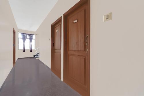 ティルチラーパッリにあるHotel O Sri Mahalakshmi Residencyのギャラリーの写真