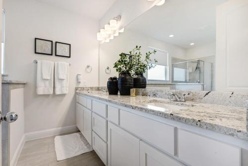 Koupelna v ubytování Modern Nest Corporate Rental LLC Royse City TX