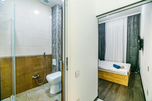 O baie la BSC Apartment