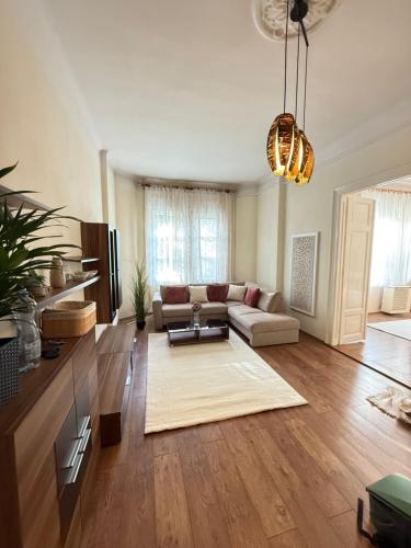 Damjanich Deluxe Apartman