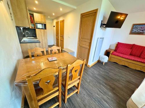 Charmant T2 28m² 4 pers, balcon sud, pied des pistes, parking inclus - Les Menuires - FR-1-452-274