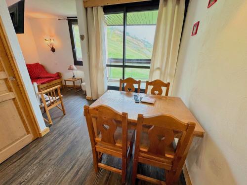 Charmant T2 28m² 4 pers, balcon sud, pied des pistes, parking inclus - Les Menuires - FR-1-452-274