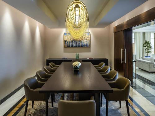 Posezení v ubytování Movenpick Hotel and Residences Riyadh