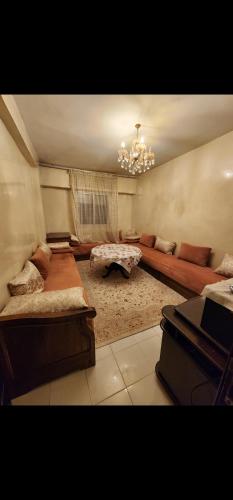 Ένα ή περισσότερα κρεβάτια σε δωμάτιο στο sunny urban hideaway