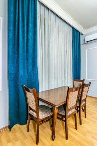 Galeri foto ISKCON Apartment di Baku
