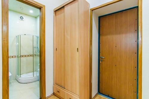 Bany a ISKCON Apartment
