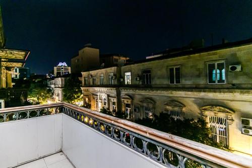 Balcó o terrassa a ISKCON Apartment
