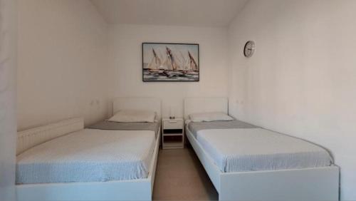 Apartment Dubravka near the sandy beach