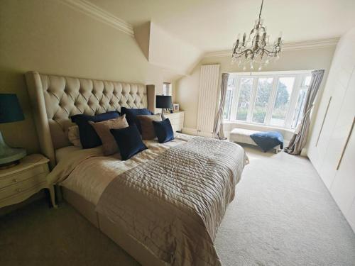 Ένα ή περισσότερα κρεβάτια σε δωμάτιο στο The White House - Worthing