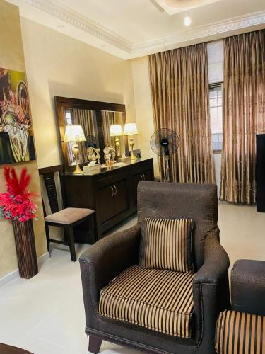 Luxurious furnished apartment for rent with hotel finishes