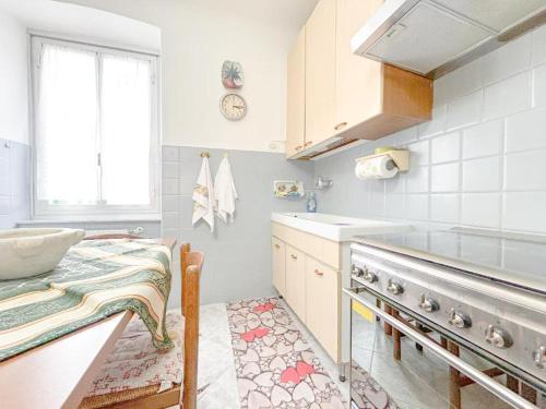 Kuchyň nebo kuchyňský kout v ubytování Ikea-metro 5 min Getaway Apartment