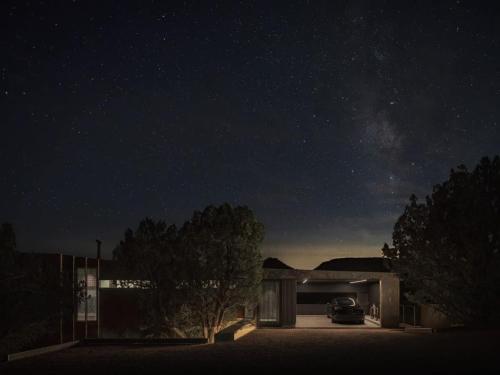 Φωτογραφία από το άλμπουμ του Telescope House with 360 Desert Views for Family σε Σεντόνα