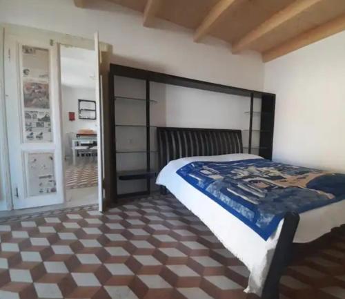 Ένα ή περισσότερα κρεβάτια σε δωμάτιο στο Reset perché no