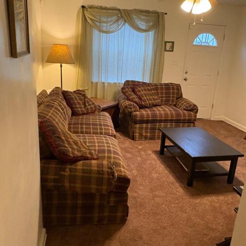 Ruang duduk di RFK Union Station free parking 1 bdrm