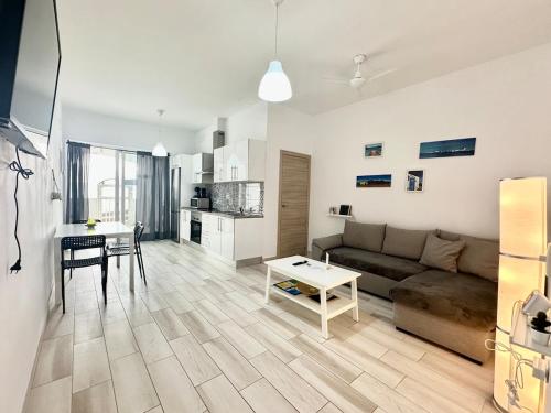 Cotillo Luna en centro, 1 min de la playa, cocina completa y WIFI