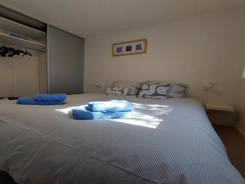 Ένα ή περισσότερα κρεβάτια σε δωμάτιο στο Chalet Sea Birds