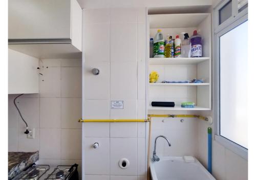 Nhà bếp/bếp nhỏ tại Refúgio tranquilo no coração de São Pedro