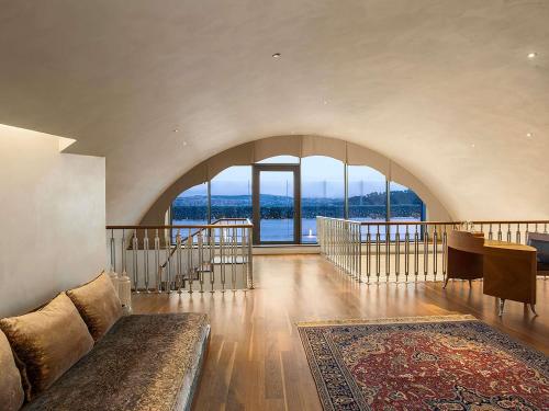 Гостиная зона в The Grand Tarabya Managed by Accor