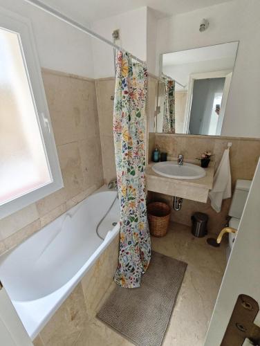 Sea and Sun Hills New Golden mille Flat 1