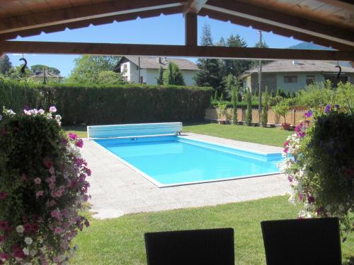 Piscina en o cerca de Garni Unterhaslerhof