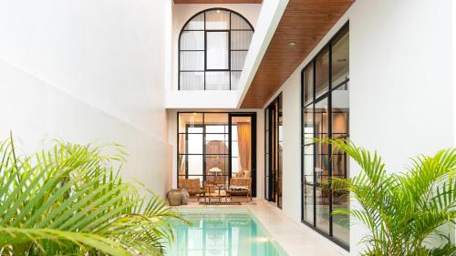 Πισίνα στο ή κοντά στο Arisitan Villa