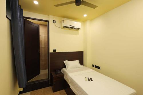 Ένα ή περισσότερα κρεβάτια σε δωμάτιο στο AYA rooms