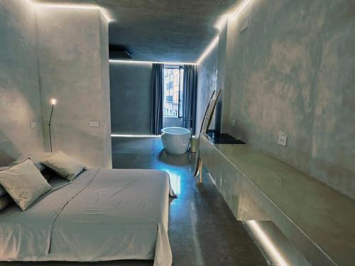 DUNE at Spanish Steps Luxury Apartment-Suite photo 54