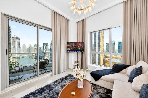 70m2 Bay Central-Luxury One Bedroom with Spectacular Marina Views