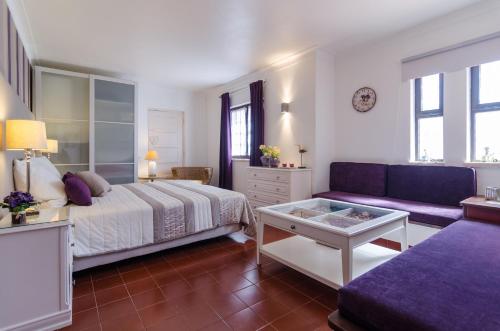 Spacious Villa for 10 with Private Pool near Albufeira
