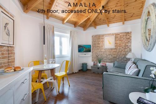 Istumisnurk majutusasutuses Tobacco House Suites