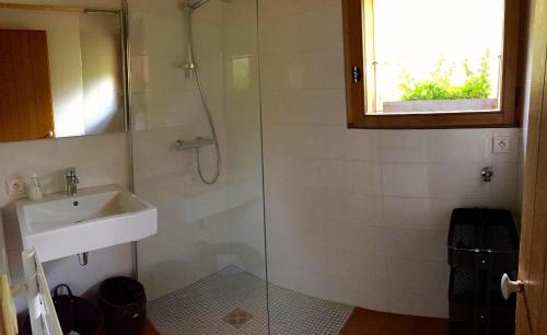 Ένα μπάνιο στο Le Chalet de Marie n°1