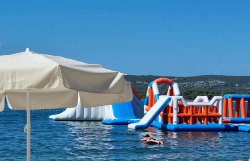 トゥラニにあるApartments Anaのギャラリーの写真