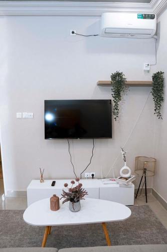 Μια τηλεόραση ή/και κέντρο ψυχαγωγίας στο La maison D'Emma Centre-ville