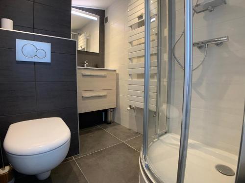 Ένα μπάνιο στο MyHome - Spacieux T4 rénové au cœur du Val Claret - 8pax