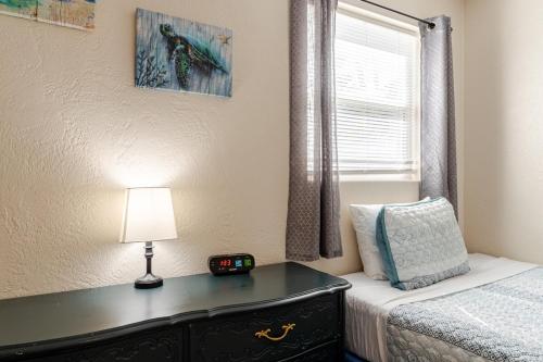 Gallery image of Heated pool short drive to beach in Ormond Beach