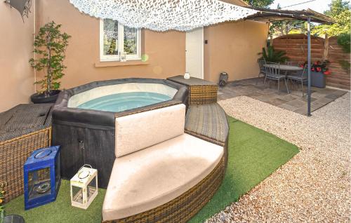 Maisonnette Avec Jacuzzi