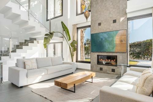 Villa El Paraiso Cinema Gym Pool Lounge Parking