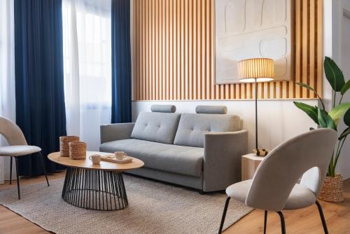 Magno Apartments Jardines de Meca