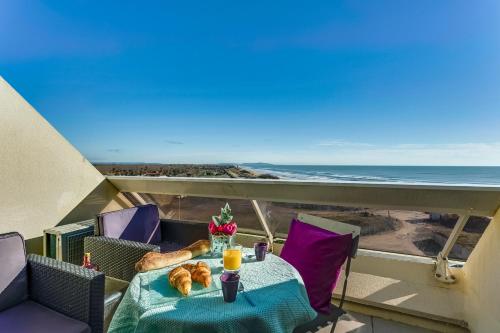 Blue beach AB 402 naturiste