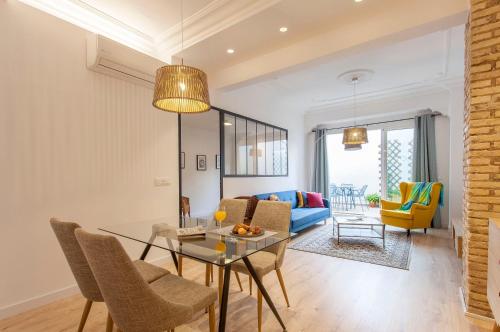 Apartment with terrace in Extramurs