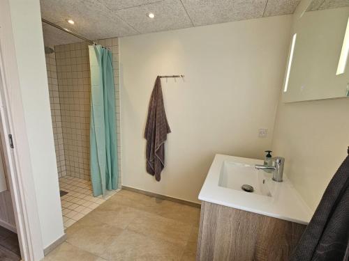 Koupelna v ubytování Holiday Home Grep - 800m from the sea by Interhome