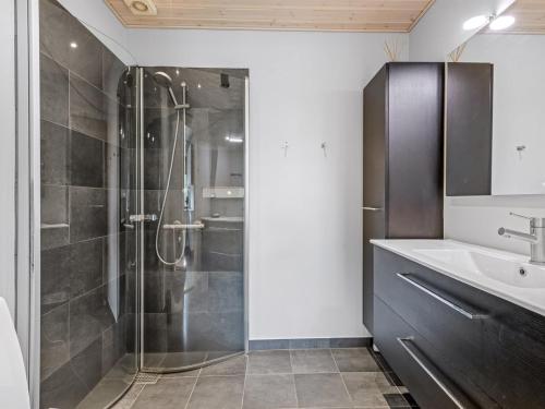 Koupelna v ubytování Holiday Home Kukka - 16km from the sea by Interhome