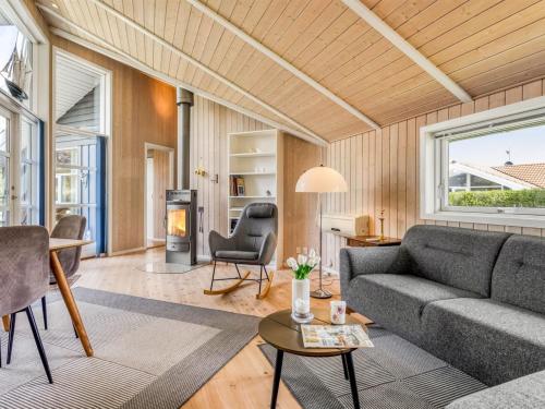 Gallery image of Holiday Home Winona - 250m from the sea by Interhome in Fakse Ladeplads