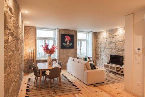 Luxury Style 2 with AC Downtown Porto near Metro