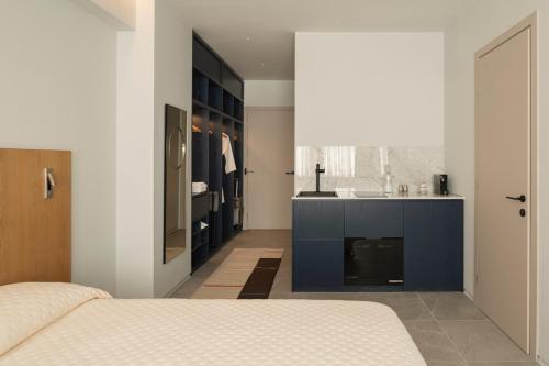 Athens Suite 104