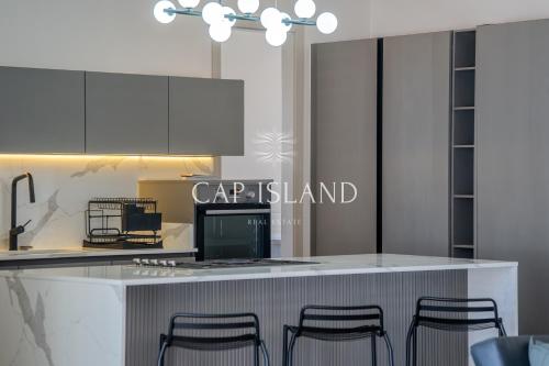 Dapur atau dapur kecil di Villa Metal House, Contemporary & Peaceful