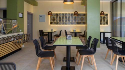Ruang duduk di Iris Hotel Tashkent