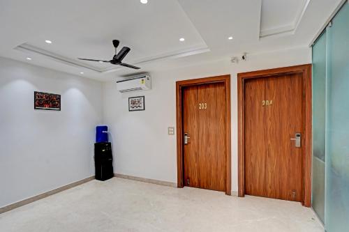Gallery image of OYO Hotel Signature BNB in New Delhi