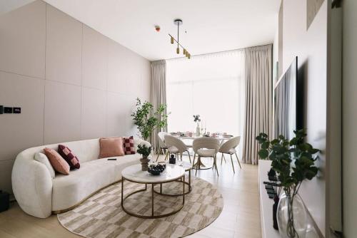 JVC - Designer 2 BHK apartment - Pool&Gym - by MKB LIVING