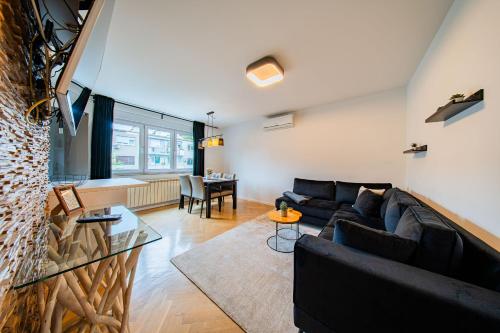 Zagreb 179 - 2 Bedroom - 2 Loggia -New - Apartment - Flexible Keybox Entry - Modern - Monthly Rent - WiFi